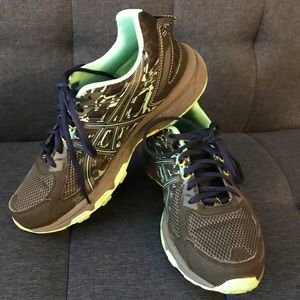 Asics Women’s Sneakers sz. 7.5 Grey Mint Turquoise